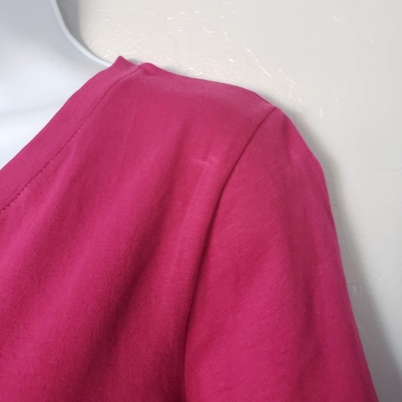 Zenana Medium Magenta Pink Short Sleeve T-shirt V-neck Basic Solid Layering Top - Picture 7 of 7